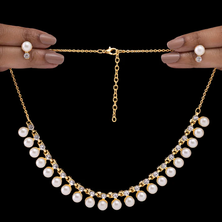 Anti-Tarnish Pearl & Crystal Studded Statement Necklace Set with Earrings Necklace Set WIth Hearing By FavourateStore